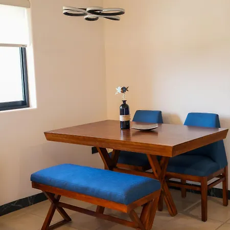 Suites Lomboy & Plaza