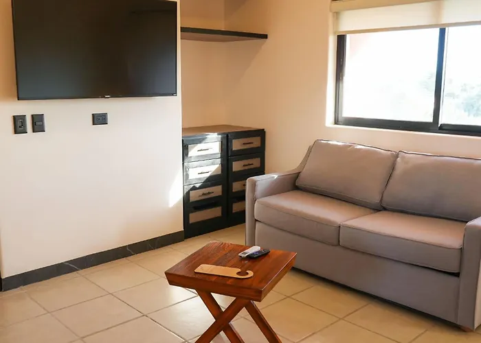 Aparthotel Lomboy & Plaza San José del Cabo